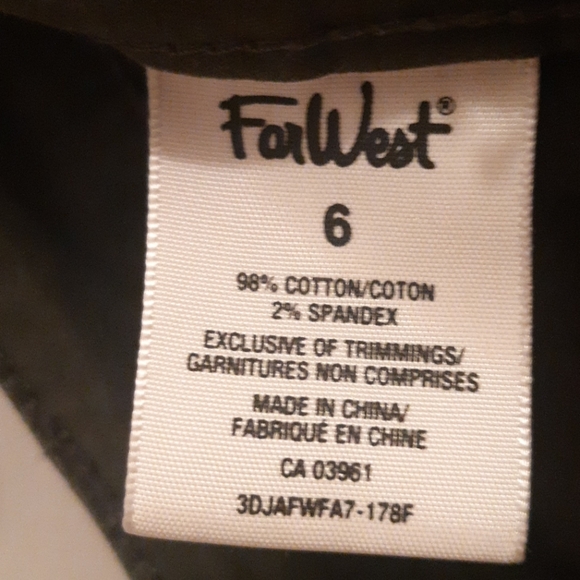 Cargo style slim pant - Picture 3 of 3